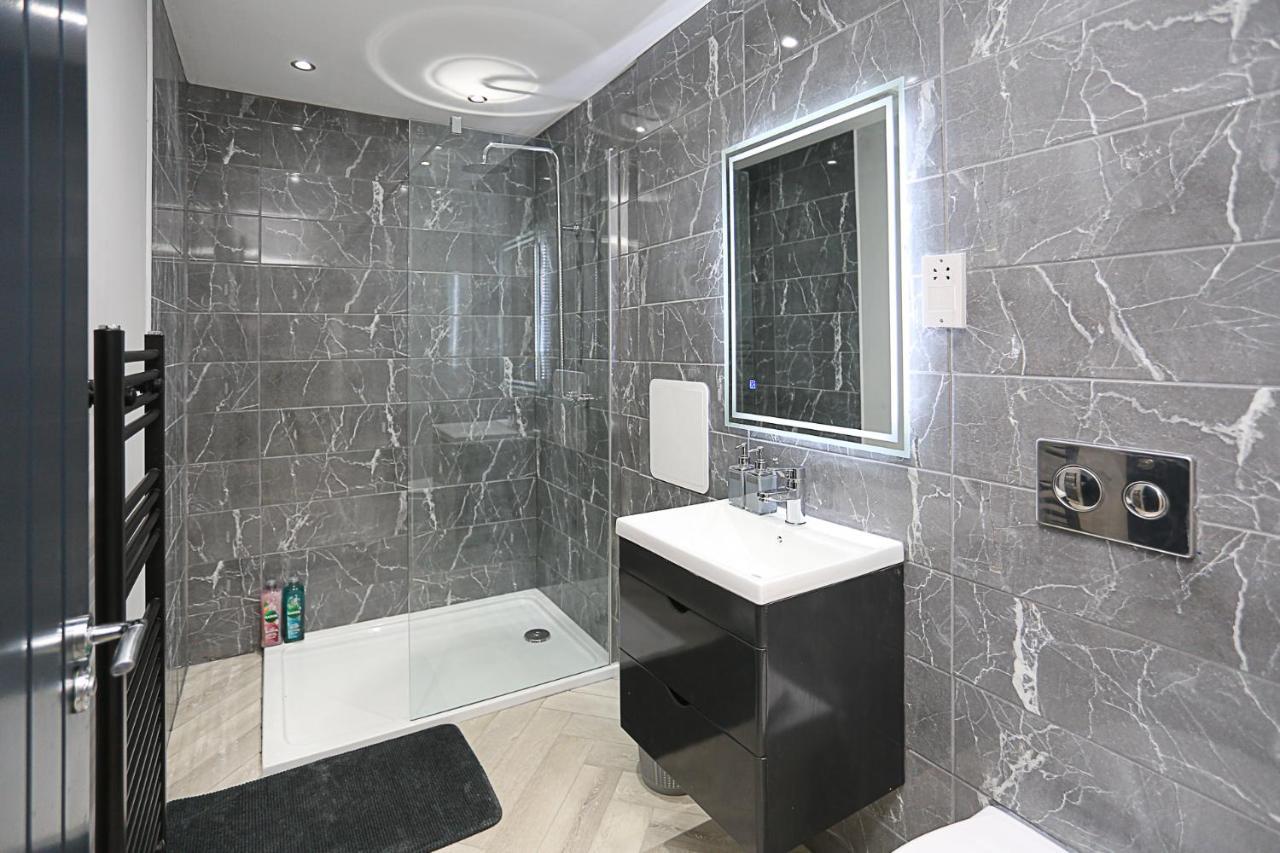 No1 Luxury Service Apartments Белфаст Экстерьер фото